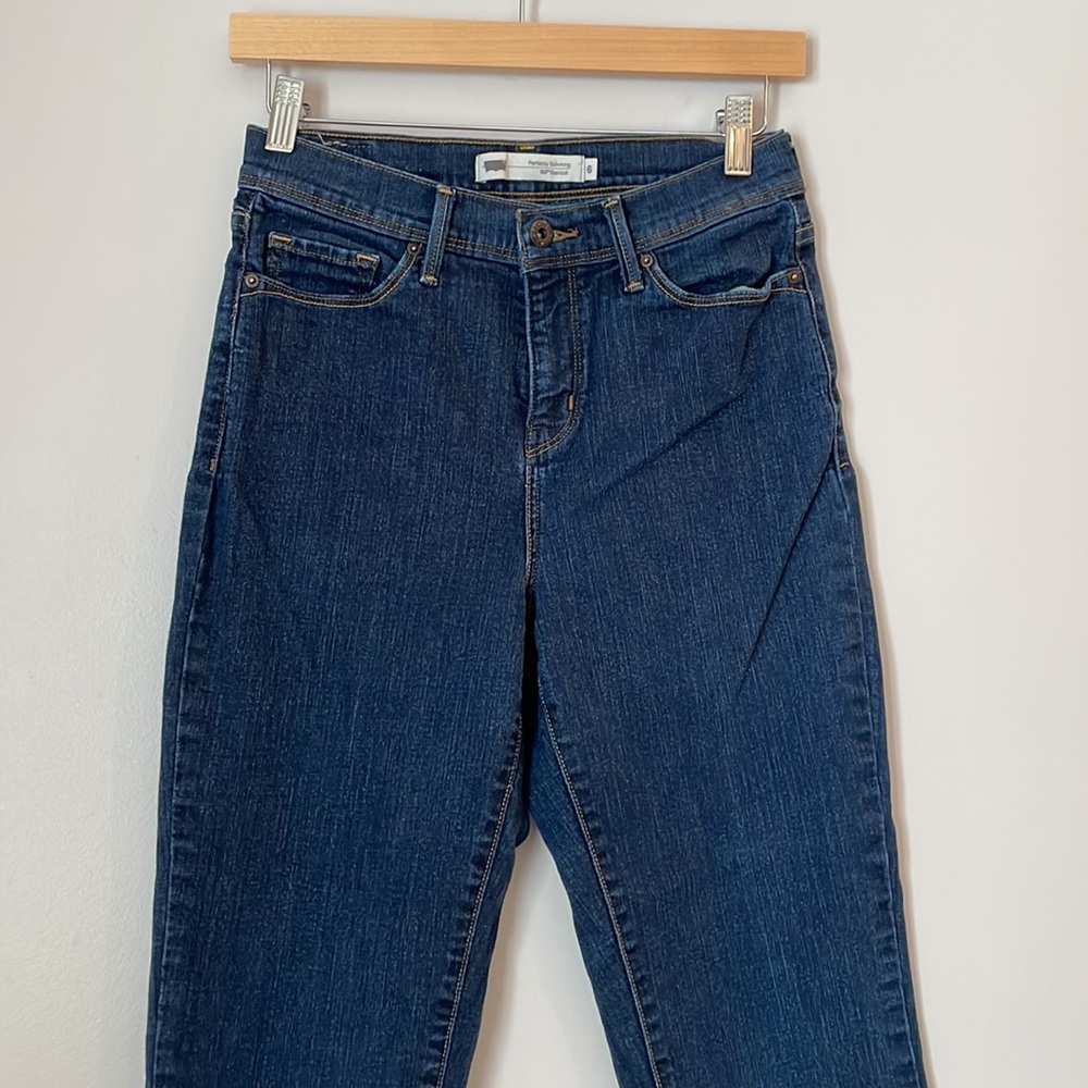 Levi Jeans 512 Bootcut Perfectly Slimming Stretch Size 6L Dark Wash 28x34 - Picture 3 of 13
